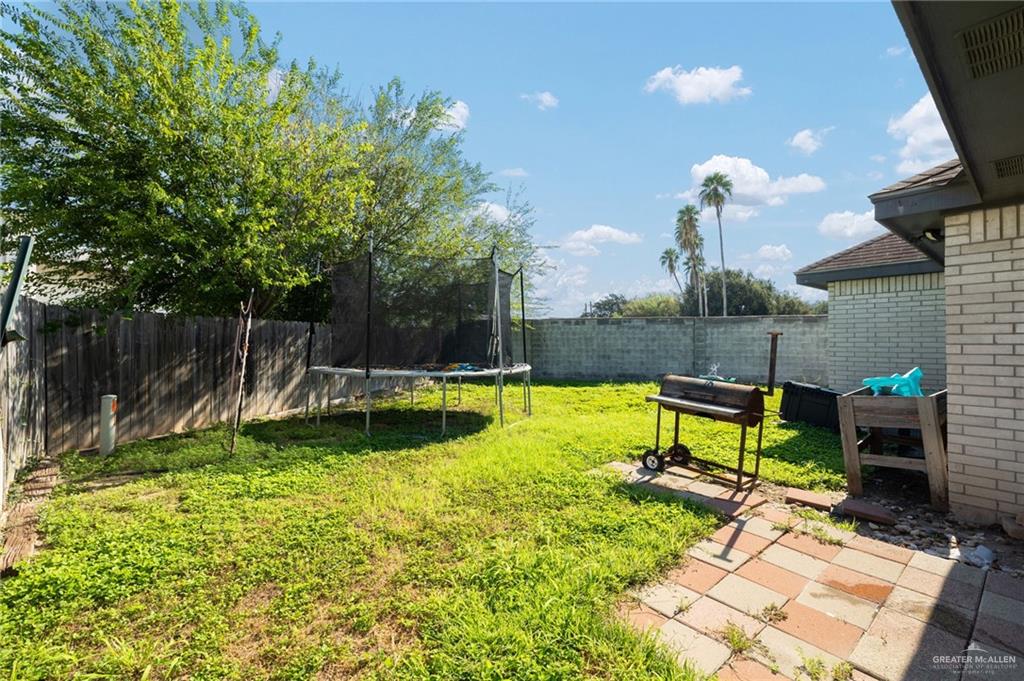 Photo 11 of 5616 39th Street