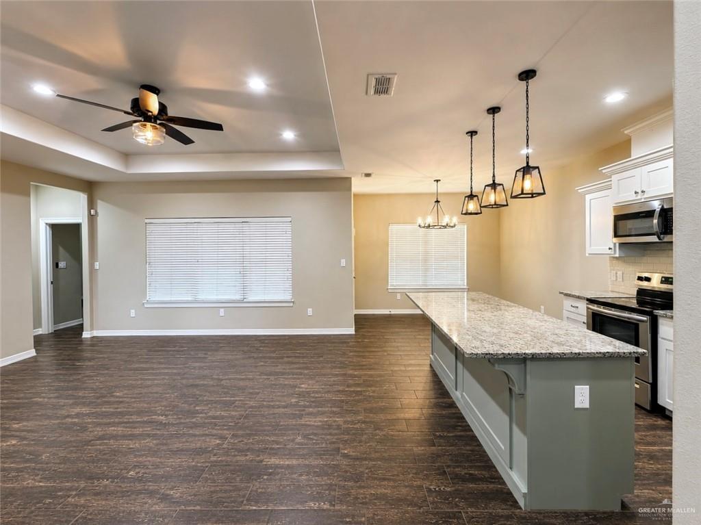 Photo 6 of 2508 Bella Vista Avenue