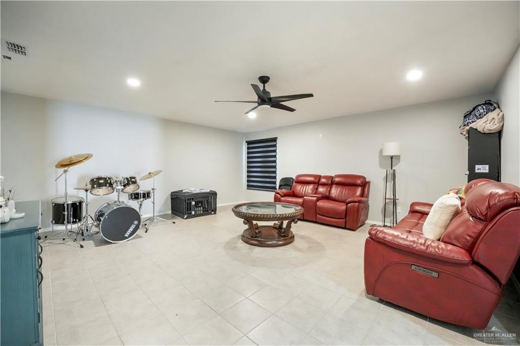 Photo 7 of 4407 Raul Longoria Road