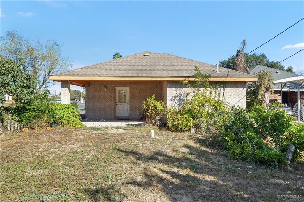 Photo 11 of 1721 Maple Avenue