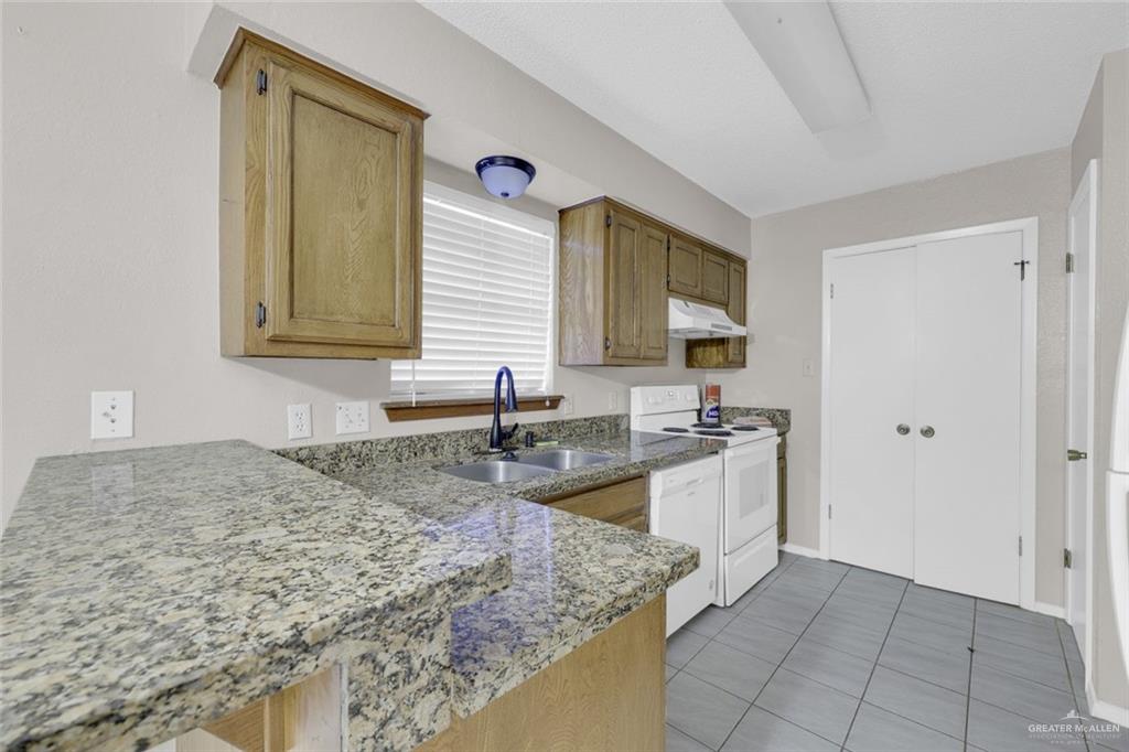 Photo 5 of 1602 Avocet Avenue #A