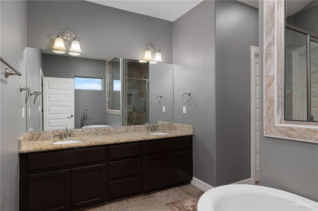 Photo 14 of 24518 Rio Colorado Drive