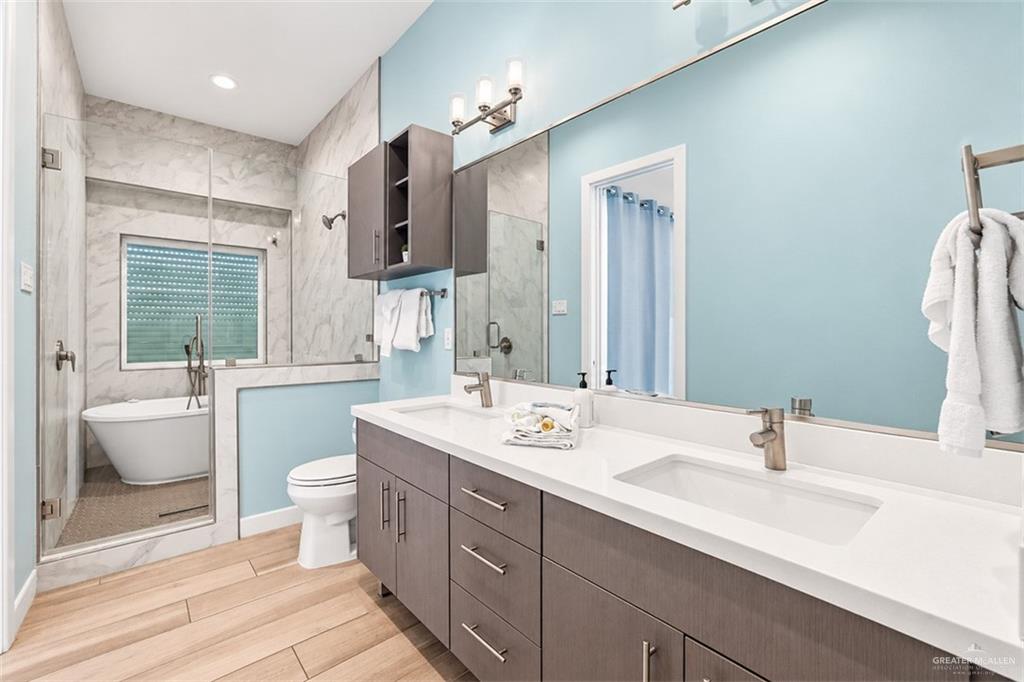 Photo 16 of 5106 Gulf Boulevard #B