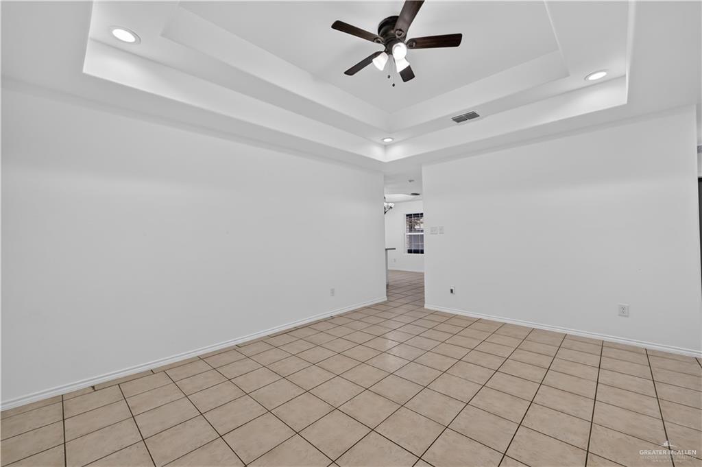 Photo 4 of 3302 Cognac Drive