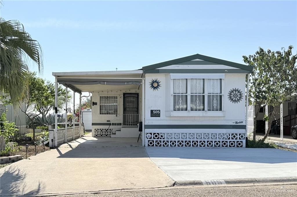 Photo 1 of 505 Citrus Circle, San Juan