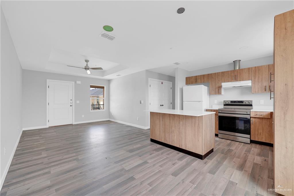 Photo 6 of 1503 St Francis Avenue