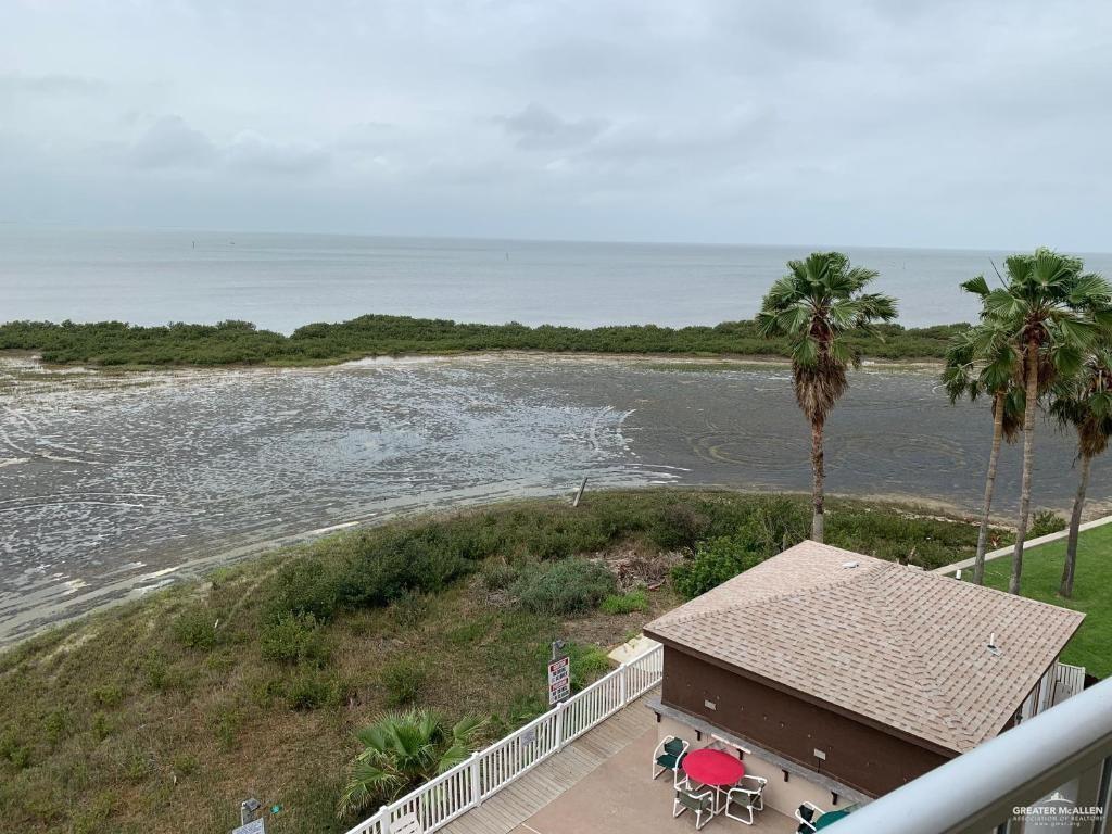 Photo 27 of 901 Padre Boulevard