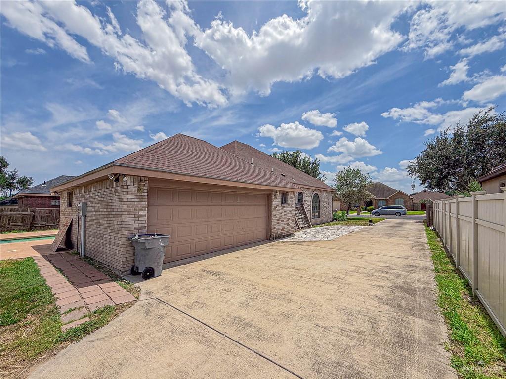 Photo 33 of 3311 Lancelot Lane