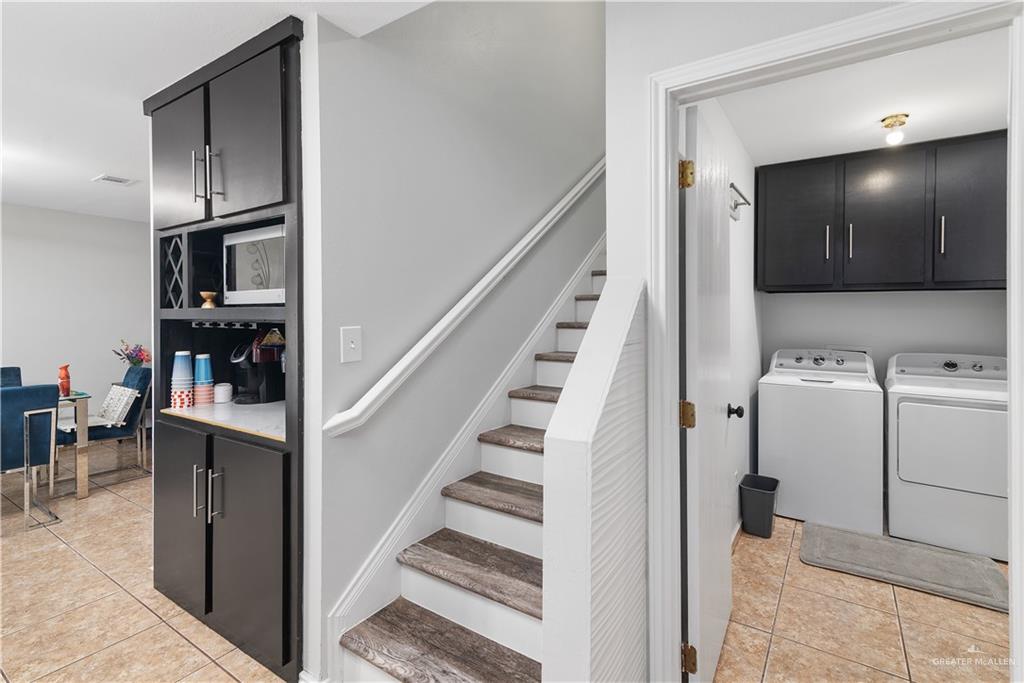 Photo 8 of 3402 Huisache Avenue