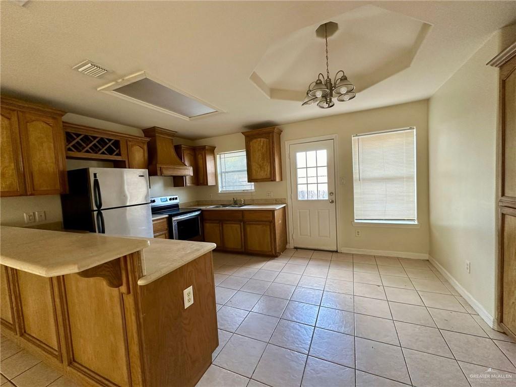 Photo 2 of 2305 Dahlia Street #2
