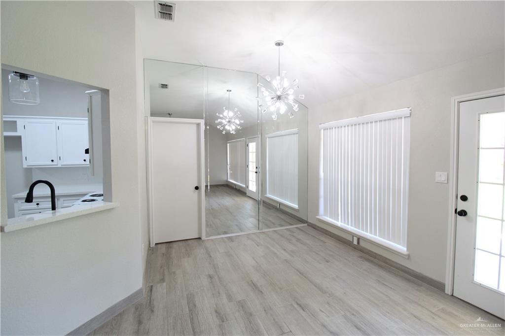 Photo 5 of 113 Upas Avenue