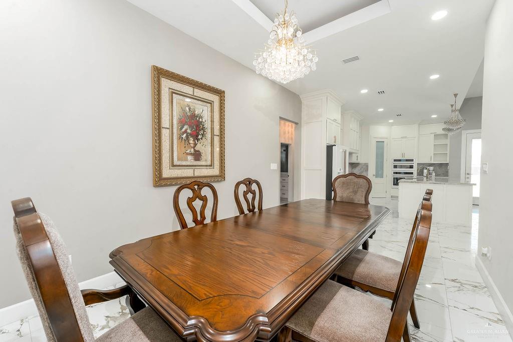 Photo 10 of 2806 Kingdom Drive