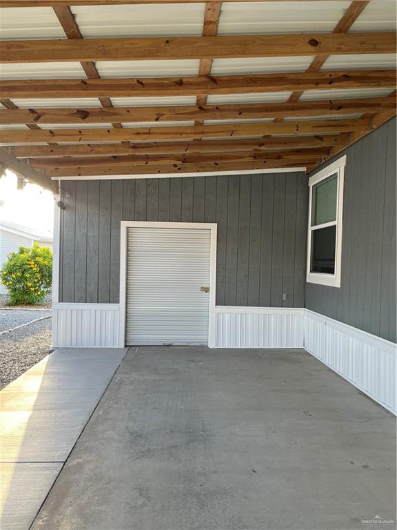Photo 4 of 2842 Mesa Verde Drive