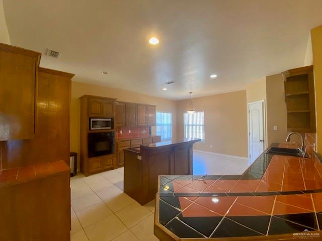 Photo 6 of 1003 Vela Jackson Avenue