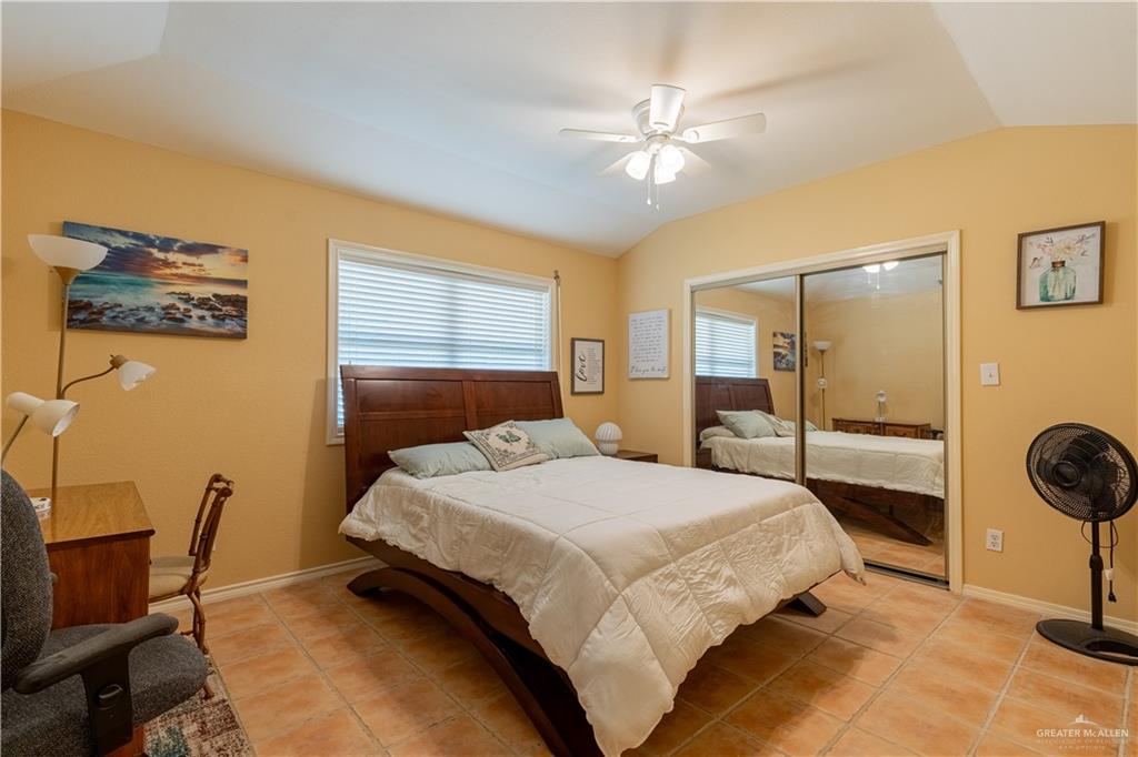 Photo 11 of 407 Country Club Drive