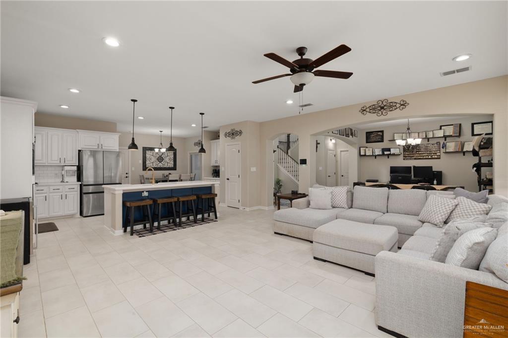 Photo 6 of 14716 Brazos Circle
