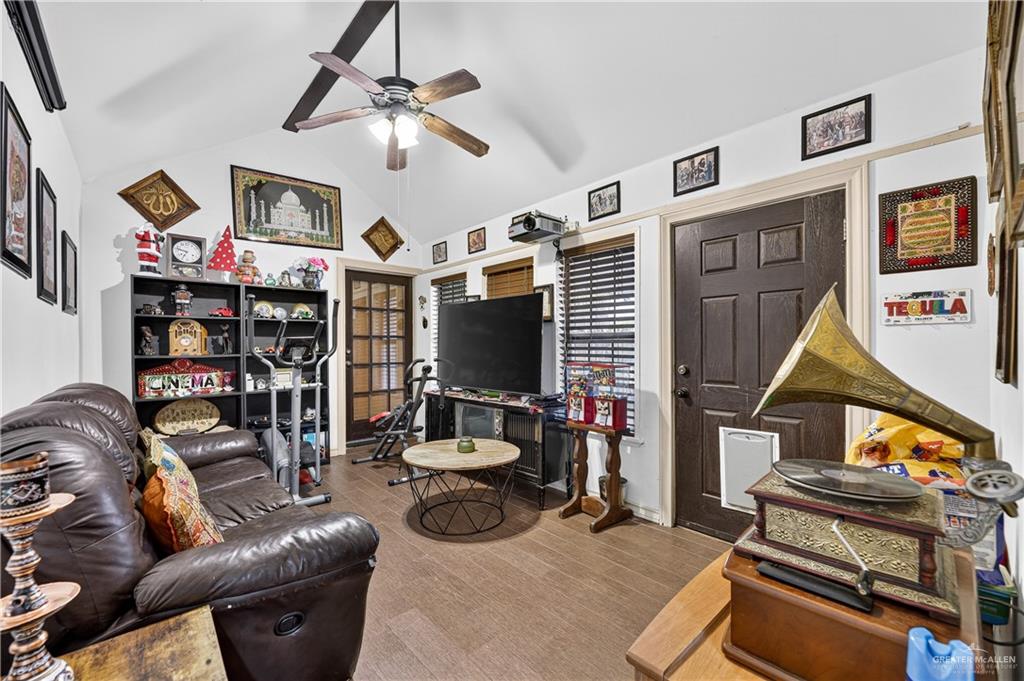 Photo 14 of 205 Lark Avenue