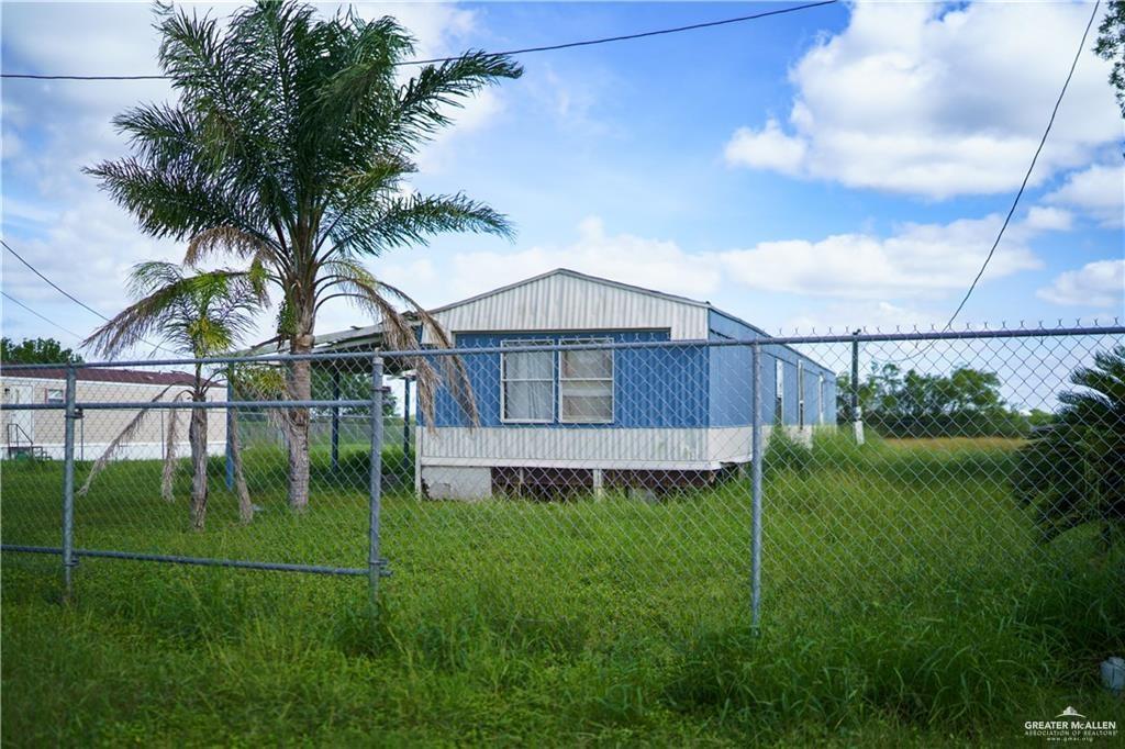 Photo 1 of 1523 Ash Avenue, Mercedes