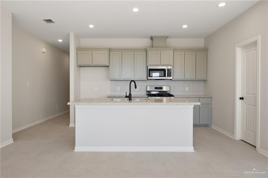 Photo 5 of 15412 Brisas Street