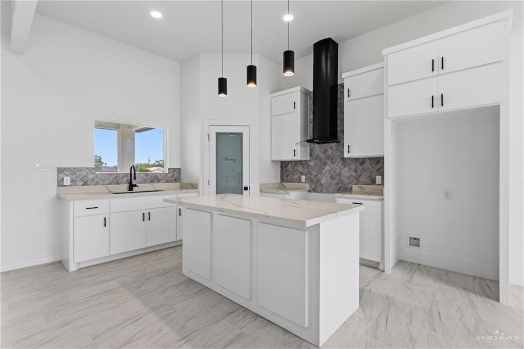 Photo 5 of 1225 Evergreen Avenue