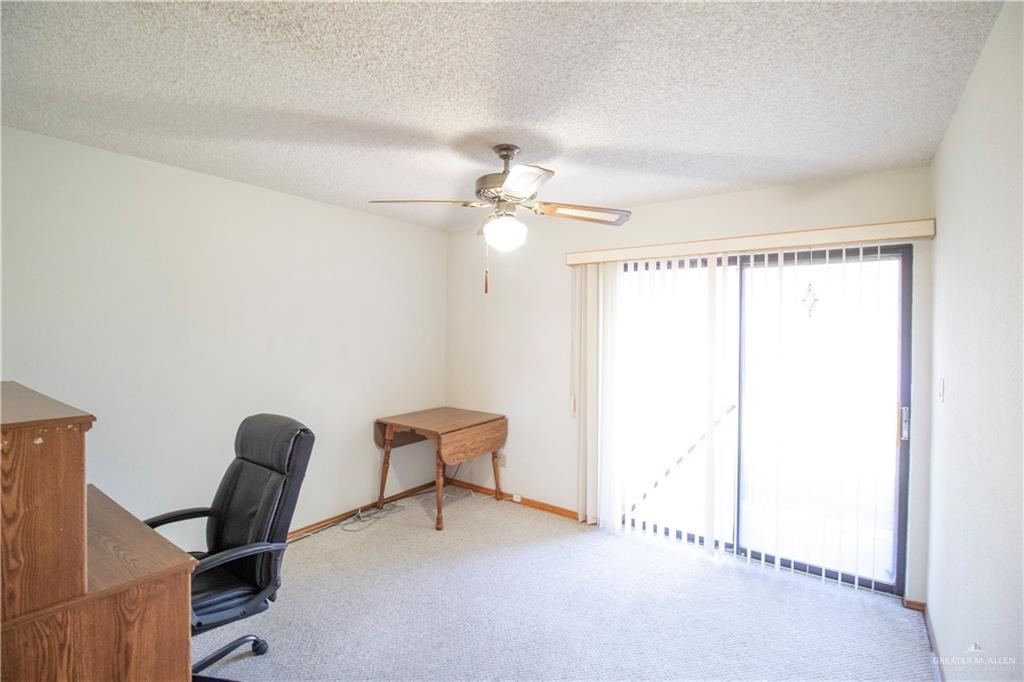 Photo 12 of 401 Taurus Street