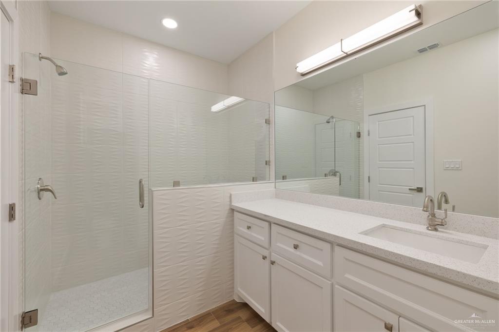 Photo 7 of 509 Onyx Avenue