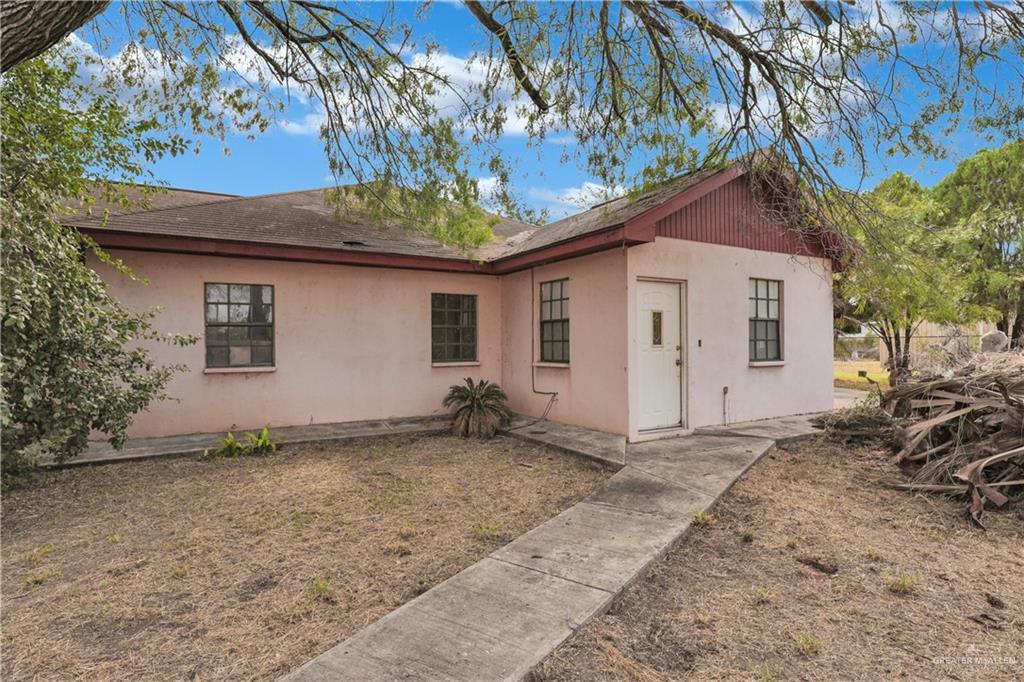 Photo 3 of 2300 Coby Drive