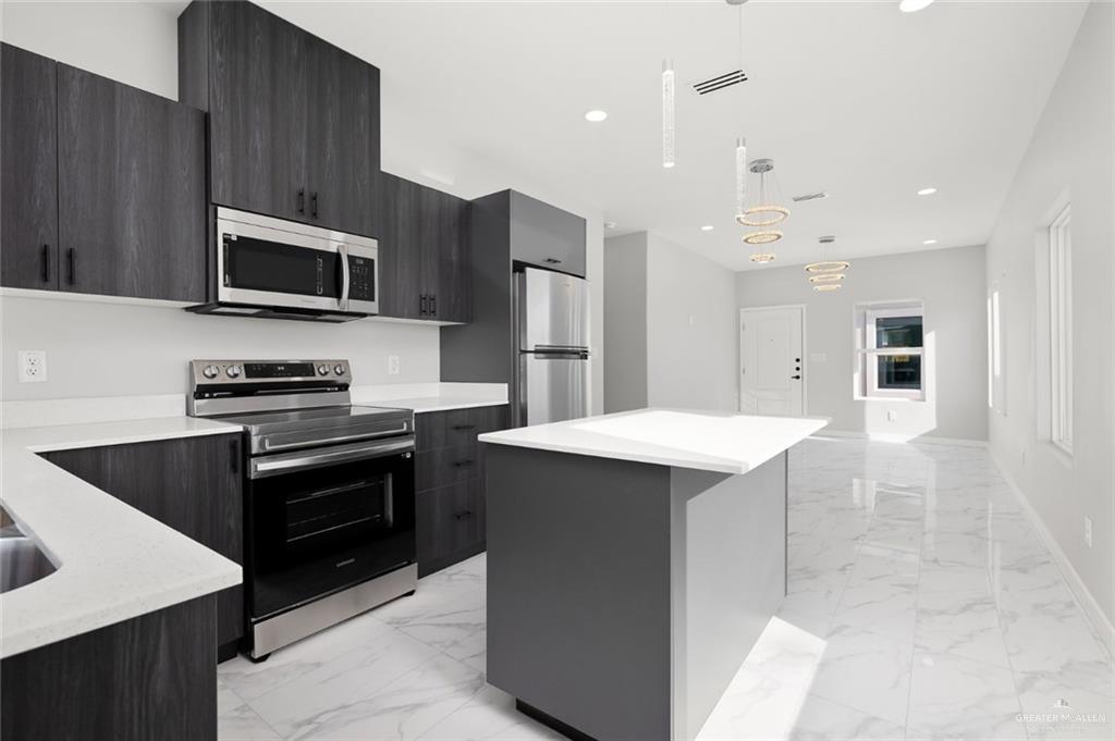 Photo 5 of 1007 Woodson Avenue #4