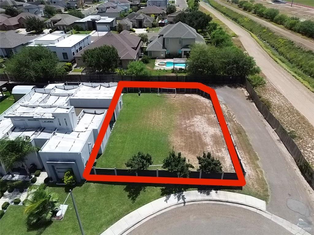Photo 3 of 2105 Villa Real Drive