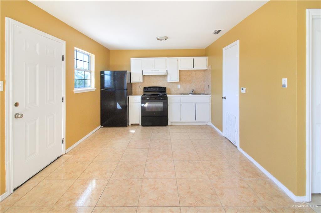 Photo 2 of 1309 Saint Francis Avenue #19