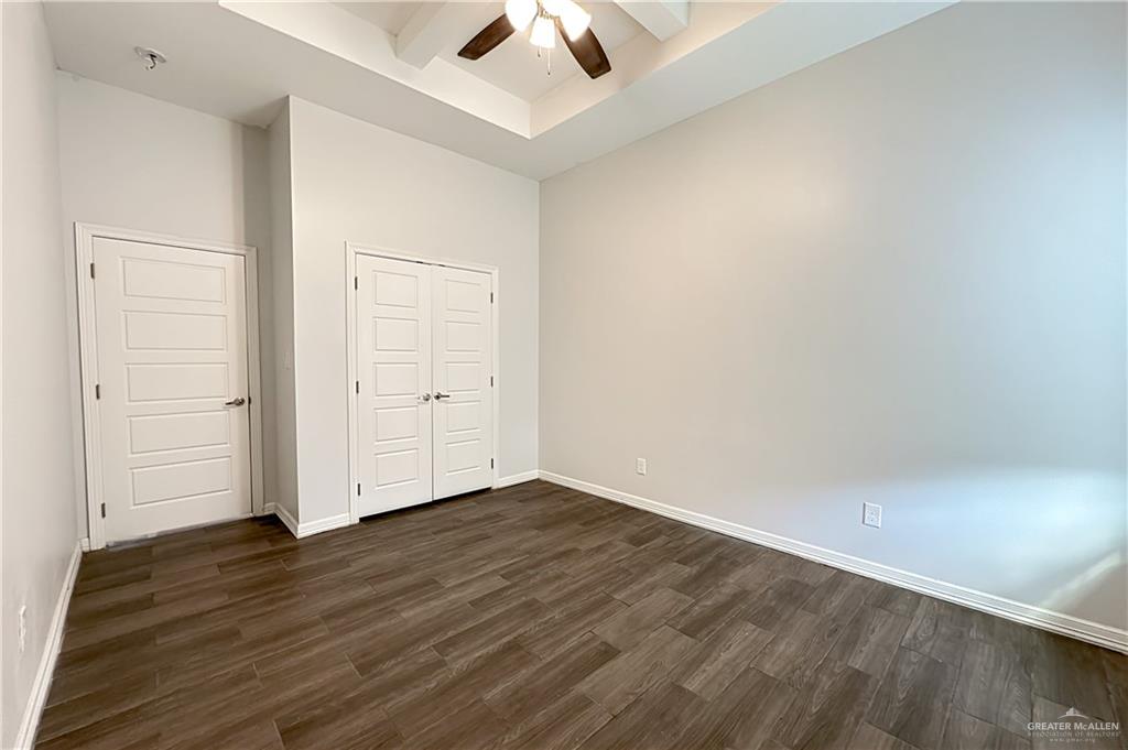 Photo 8 of 950 Texas Avenue