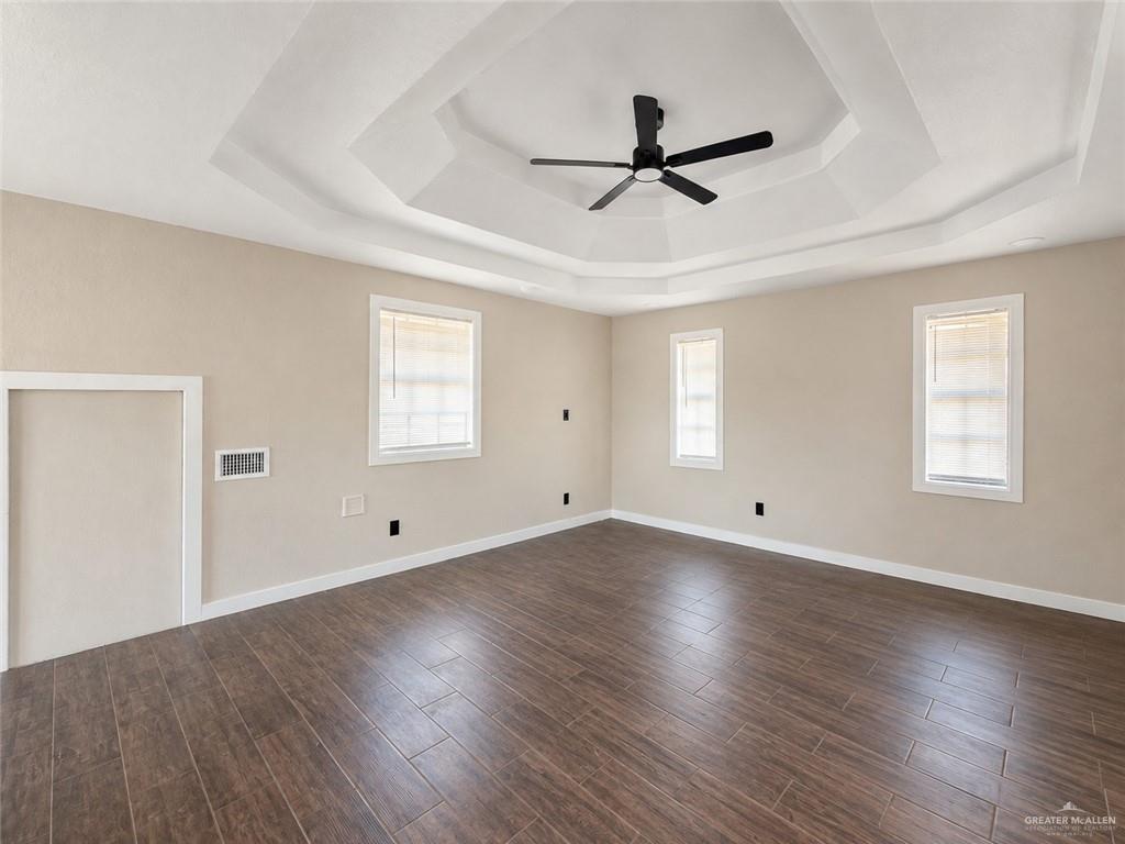 Photo 9 of 2820 Joan Drive