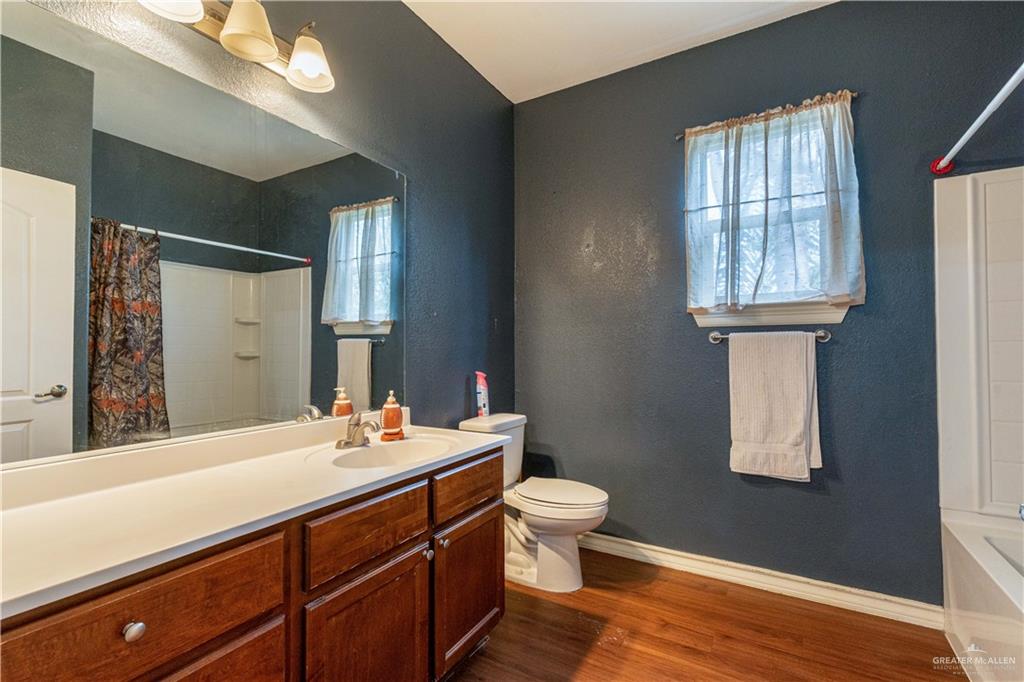 Photo 11 of 3909 Washmon Avenue
