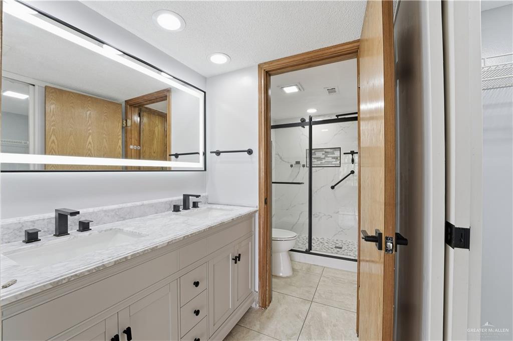 Photo 9 of 2900 Ashley Drive #405