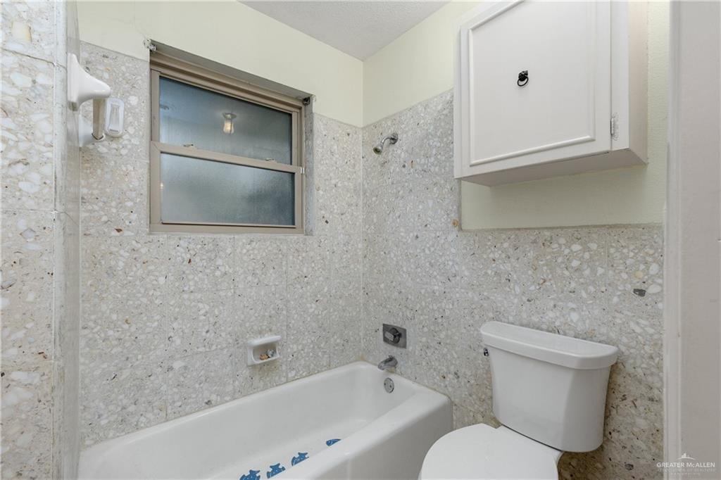 Photo 17 of 1401 Larkspur Avenue
