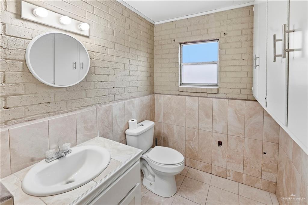 Photo 10 of 307 Cox Street