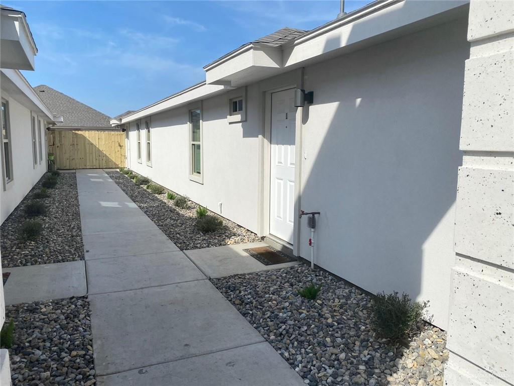 Photo 2 of 1409 Alta Vista Avenue #3