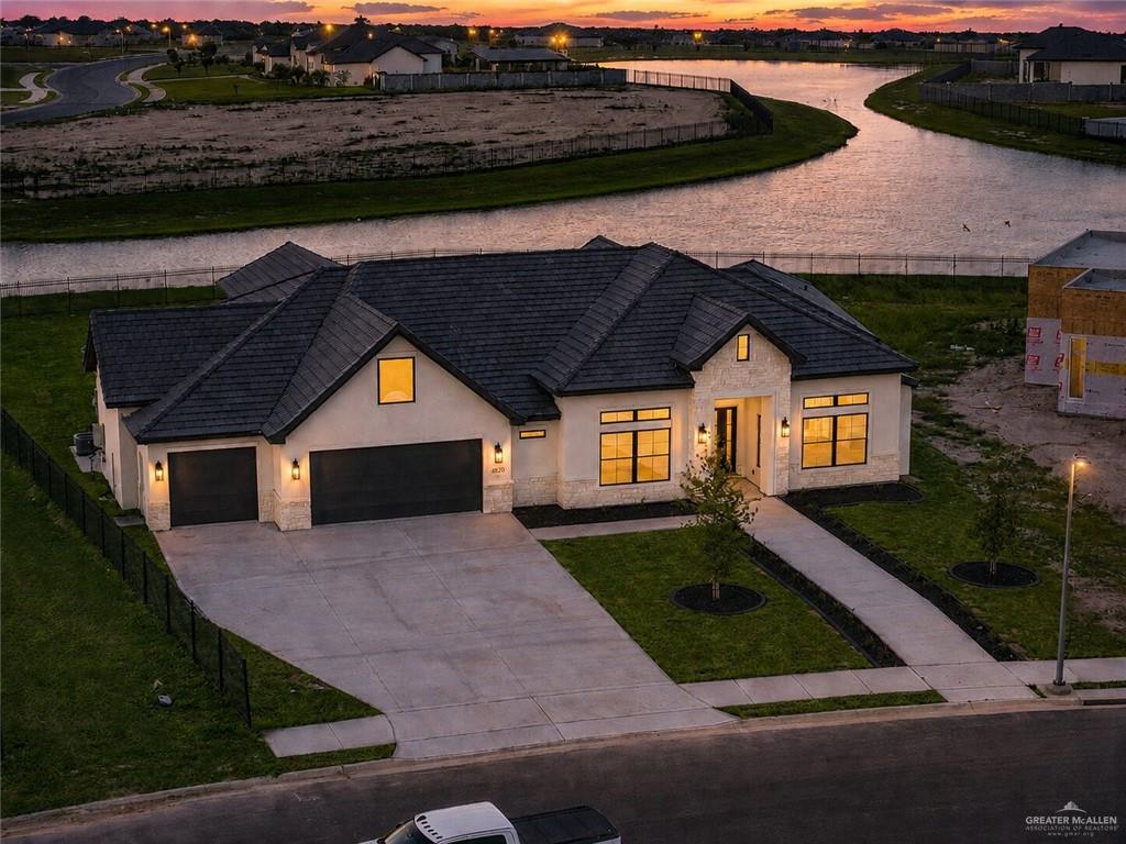 Photo 2 of 4820 Town Lake Drive