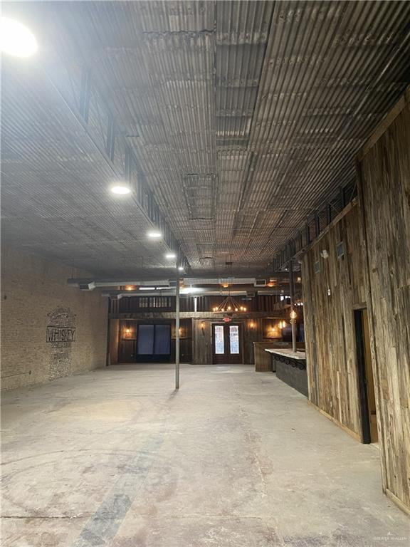 Photo 5 of 221 Kleberg Avenue