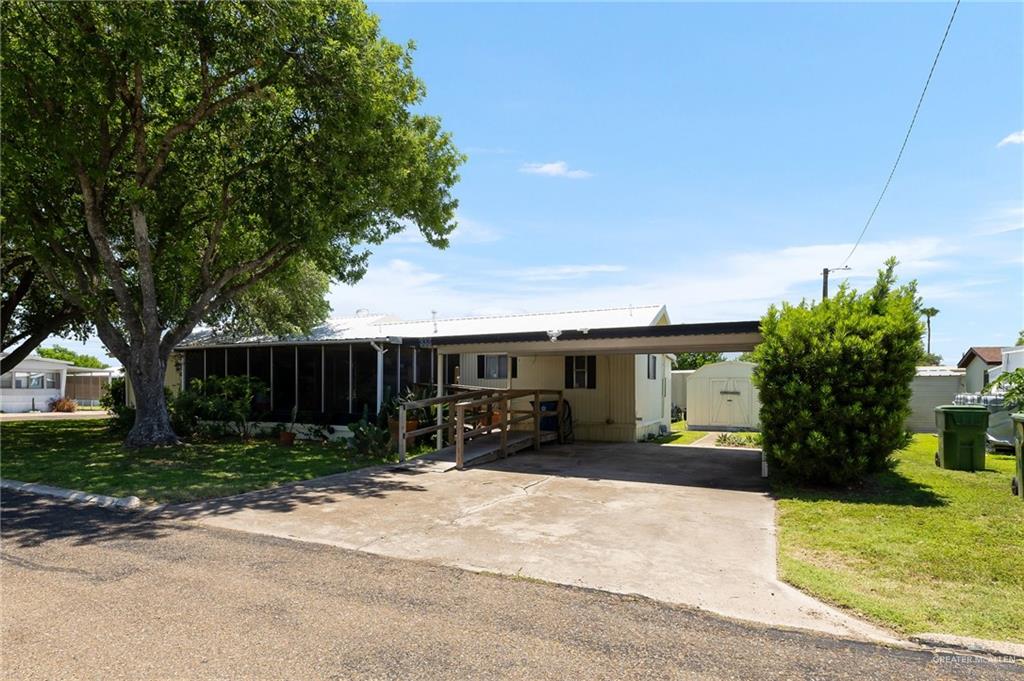 Photo 1 of 411 Palmetto Palm Street, Alamo