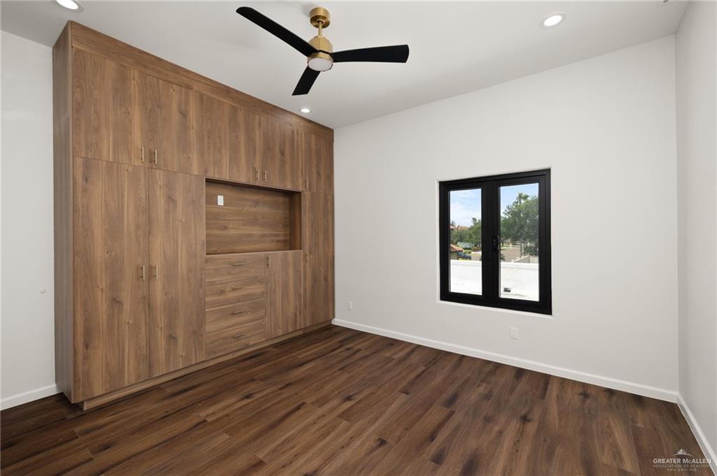 Photo 17 of 2228 45th Street