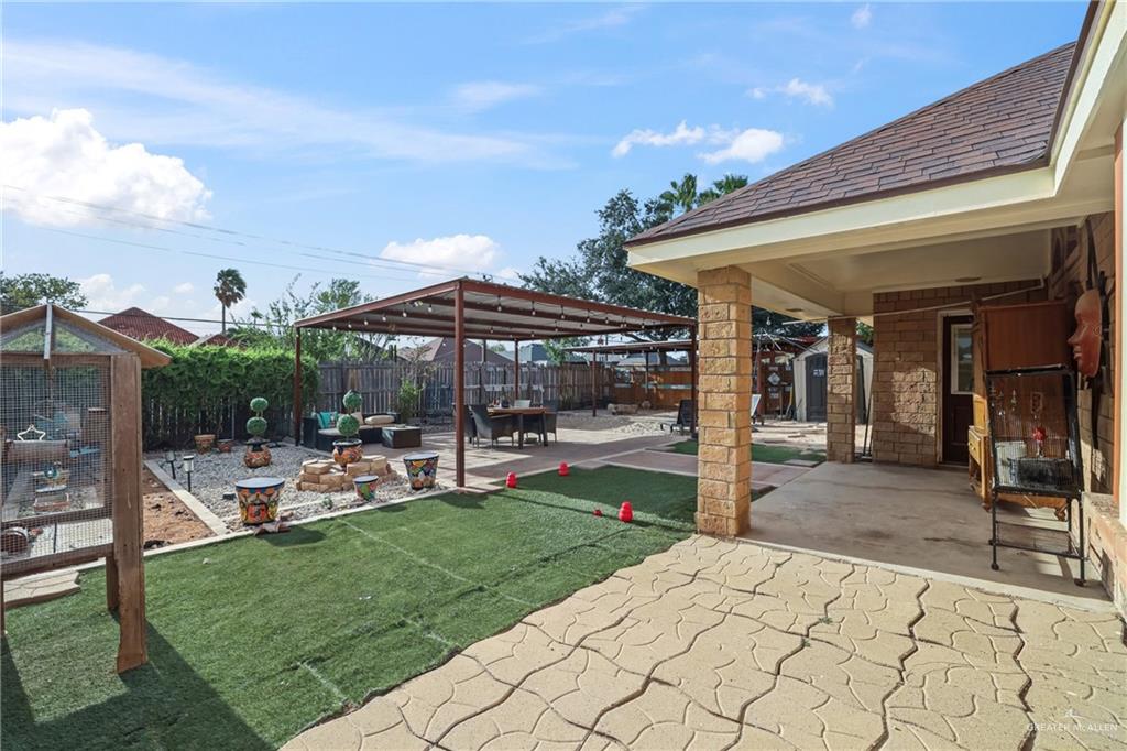 Photo 15 of 3507 Mockingbird Avenue