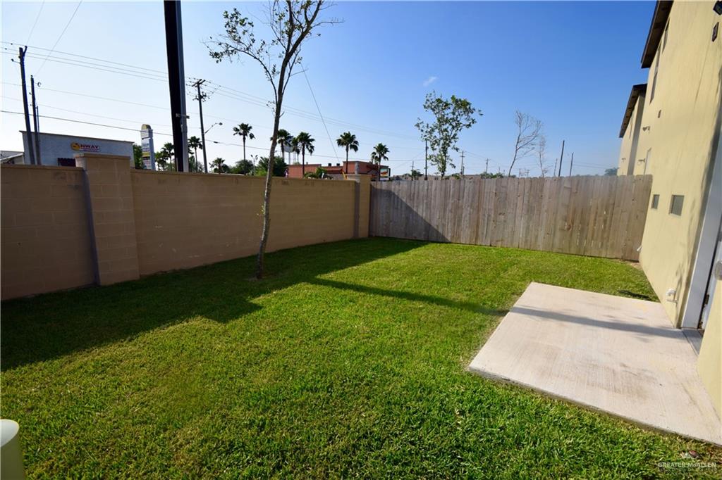 Photo 5 of 1202 Upas Drive