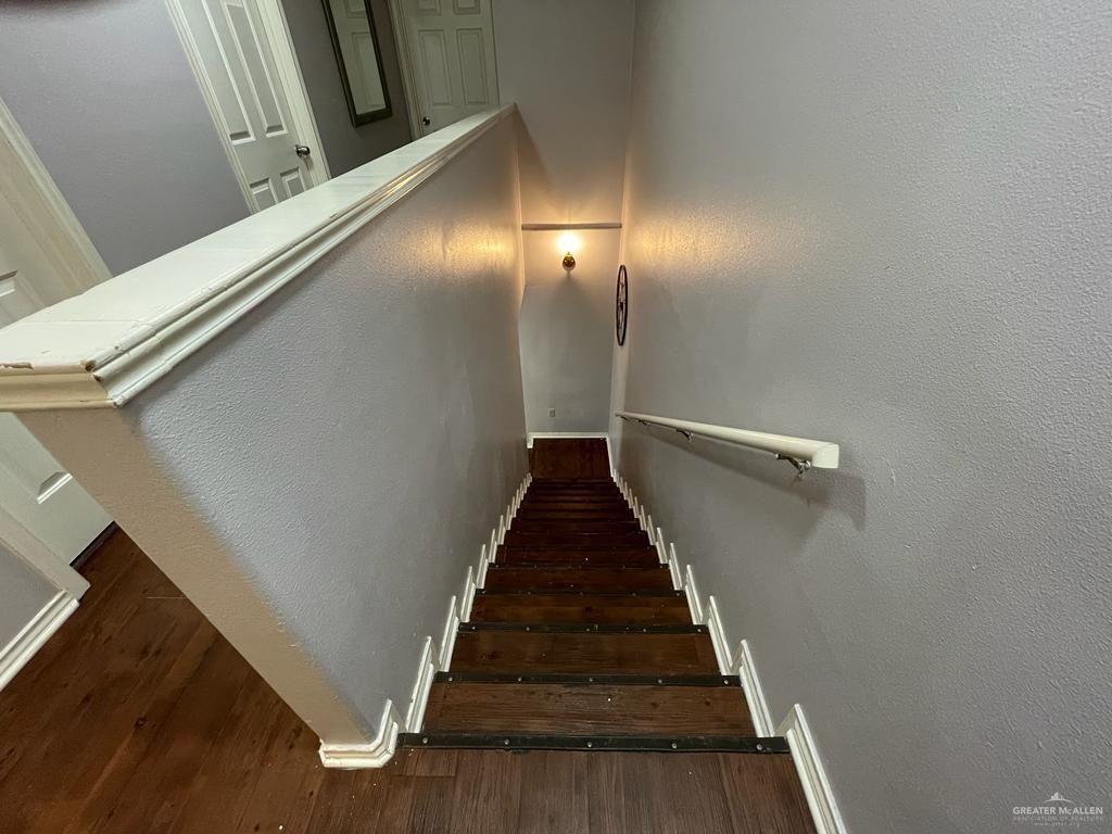 Photo 6 of 411 48th Lane #2
