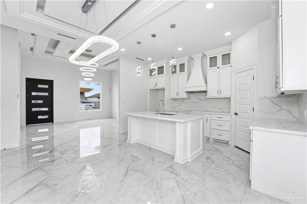 Photo 10 of 1123 Boxwood Street