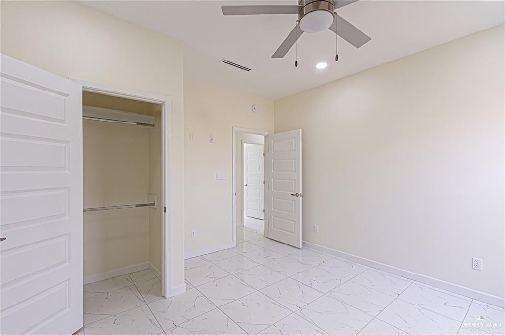 Photo 9 of 2513 Hilltop Avenue