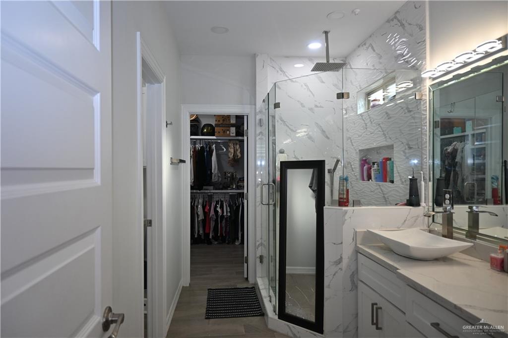 Photo 9 of 1311 Danielle Avenue