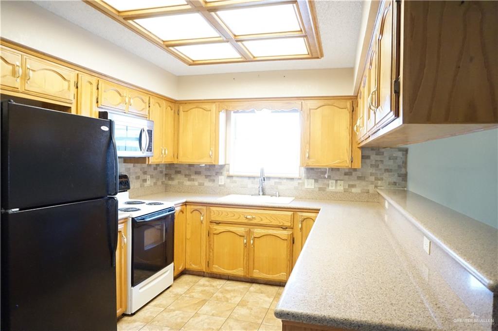 Photo 7 of 1581 Gastel Circle