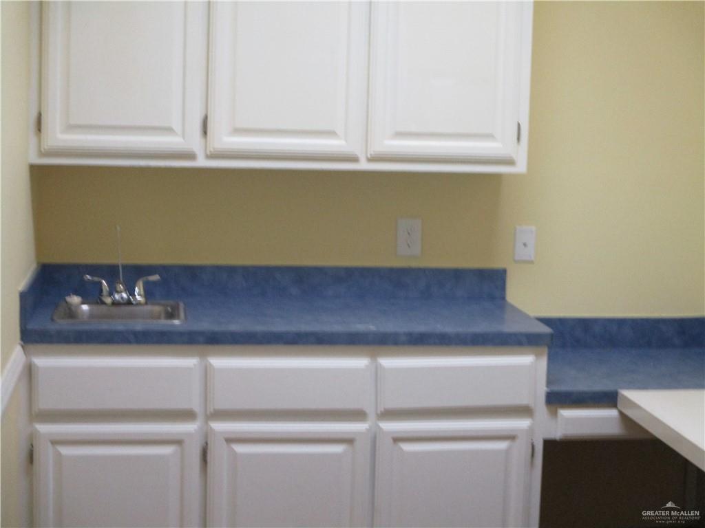 Photo 11 of 605 Main Street #B