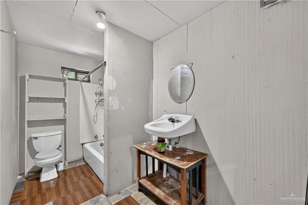 Photo 17 of 6602 De La Rosa Circle